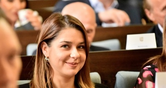 Melani Gavrić (HDZ Vinica):Strateške točke dnevnog reda su izvršenje proračuna za prvih 6 mjeseci i izvješće rada načelnika? Načelniče, gdje su nestale općinske investicije?