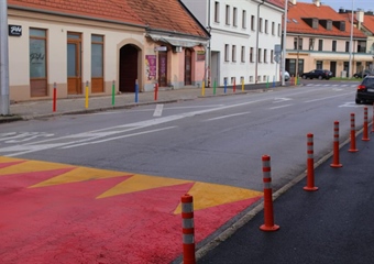 RADI VEĆE SIGURNOSTI: Sanirano i uređeno raskrižje te postavljeni dodatni šareni stupovi kod I. OŠ Čakovec
