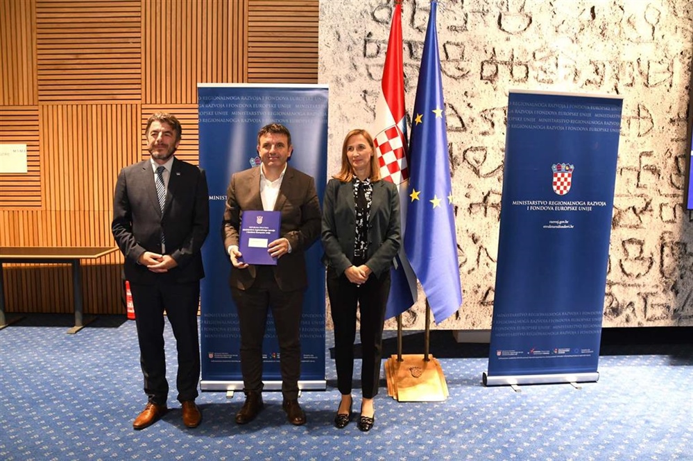 Gradonačelnik Šoštarić potpisao ugovor vrijedan gotovo 1,8 milijuna eura - Lepoglava dobiva novi vatrogasni dom