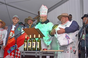 Mošta više nema, uživajte u mladom vinu jer došel je, došel sv. Martin!