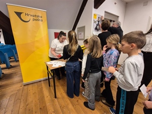 Gradski muzej Varaždin slavi 100. rođendan: Predstavljena nova marka i otvoren „poštanski ured”