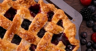 Zasladite se lisnatim s borovnicama, makom i rumom – fino i brzo gotovo