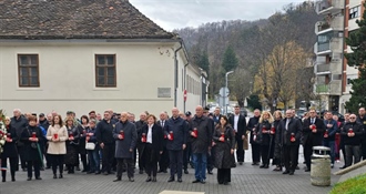 "Stoji grad" - tuga i ponos u Krapini na žrtvu Vukovara i Škabrnje