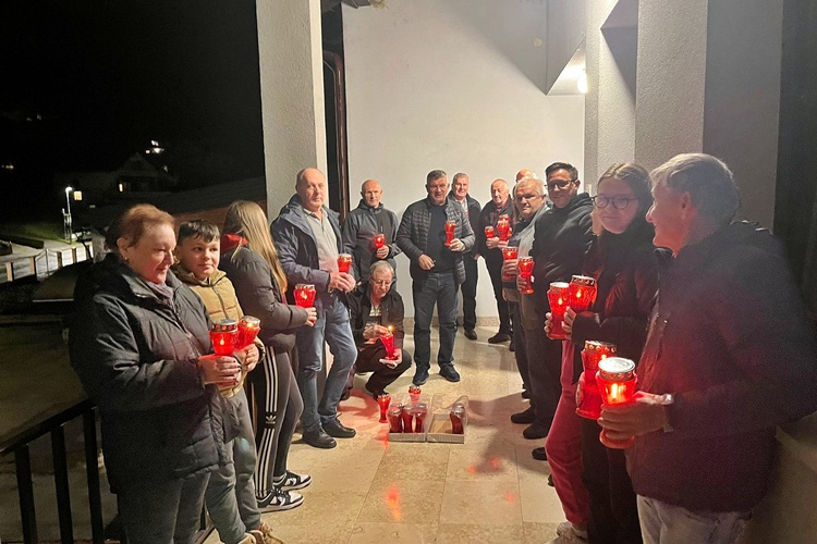 Dan sjećanja: U Jesenju odana počast svim braniteljima i civilima koji su svoje živote položili za slobodu domovine