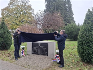 U Ludbreg otkrivena spomen-ploča poginulim i nestalim braniteljima