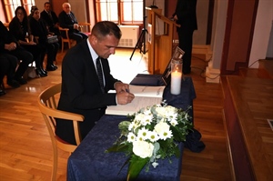 Emotivna komemoracija: Međimurska županija oprostila se od istaknutog političara Baltazara Jalšovca