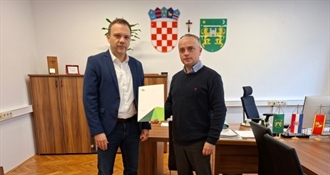 Povijesni iskorak za sport u Pregradi - Potpisan ugovor za izgradnju pomoćnog igrališta