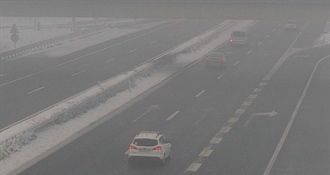 HAK upozorava: kolnici mokri i skliski, više dionica zatvoreno