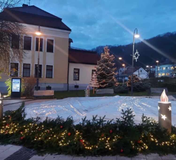 Objavljen program "Adventa u Pregradi": svečana paljenja svijeća, koncerti i sajam