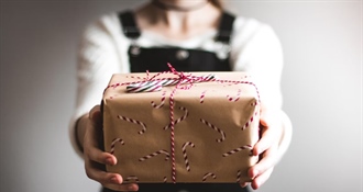 VODIČ ZA PREZAPOSLENE Blagdanski pokloni bez ludila i stresa? Može i tako, samo treba znati kako!