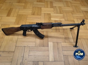 Muškarac u Piškorovcu nezakonito posjedovao automatsku i poluautomatsku pušku – policija mu ih oduzela i kaznila ga