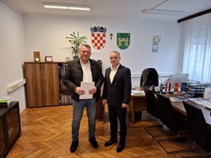 Pregrada kreće u veliki investicijski ciklus: potpisan ugovor za modernizaciju nerazvrstanih cesta