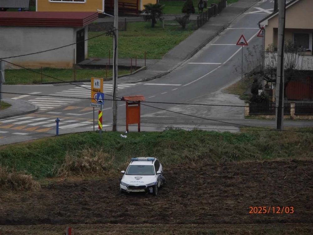 Policajac koji je jučer u Đurmancu sletio s ceste bio pod utjecajem alkohola