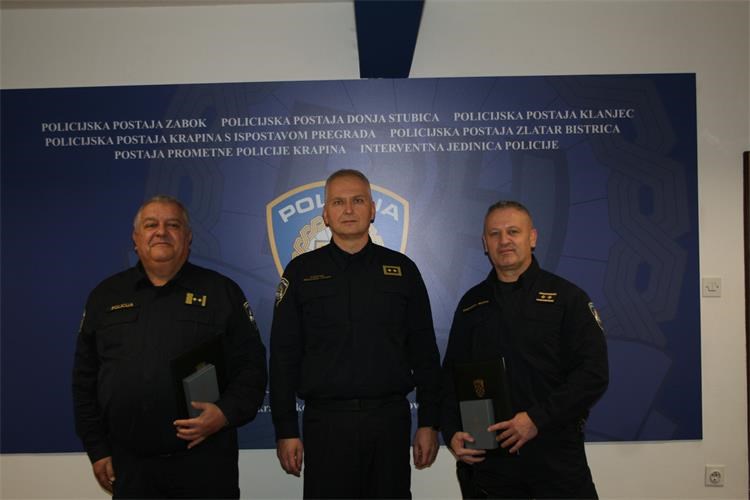 Spomenicom domovinske zahvalnosti odlikovani policajci PU krapinsko-zagorske