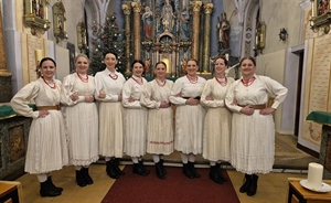 Glazbeni projekt koji grije srce - Kajda nakon 20 godina rada publici poklanja video izdanje svog božićnog albuma