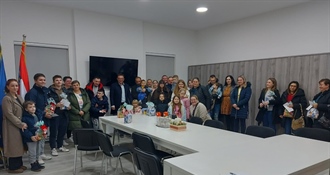 Veselje u općini Bednja: Načelnik Poljak darivao novorođene i roditelje djece s teškoćama u razvoju