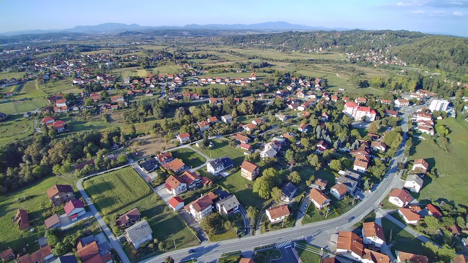 Stubičke Toplice dobile novu javnu rasvjetu u samom centru – Stubaki sada svijetle toplije i sigurnije