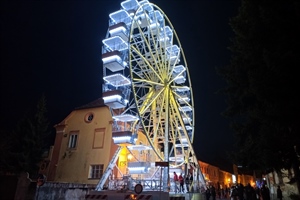 Drama na varaždinskom Adventu: panoramski kotač stao na vrhu, putnike vraćali ručno