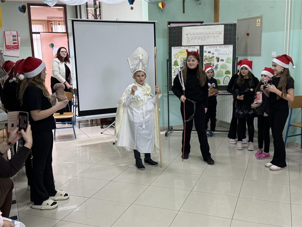 Svečano proslavljeno 70 godina školstva u Kelemenu