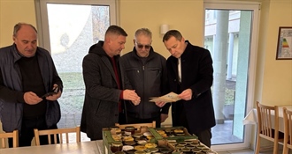 Lijepa gesta: Med s 1. međunarodnog ocjenjivanje kvalitete meda „Alpe – Adria“ doniran kuhinji Caritasa Varaždinske biskupije