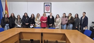 Načelnica Curiš Krok potpisala stipendije za 5 učeničkih i 8 studentskih stipendija: Ukupno dodjeljujemo 30 stipendija!