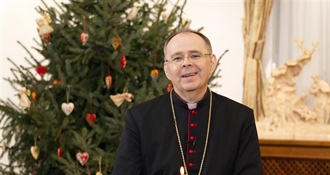 Biskup Radoš u božićnoj čestitki: Božić je dar radosti i nad
