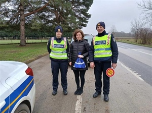LIJEPA GESTA: Međimurski policajci nagradili 70 najsavjesnijih vozača