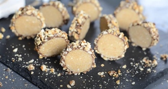 Slatki blagdanski zalogaj: rolice s čokoladom, keksom i lješnjacima