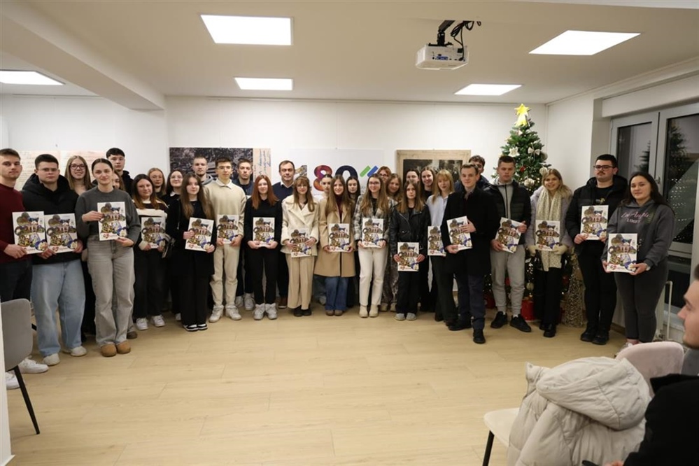 GRAD KRAPINA: Potpisani ugovori s novim učeničkim i studentskim stipendistima