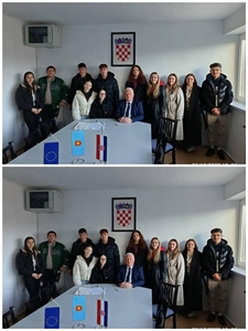 Podrška znanju i mladima: Načelnik Tukač dodijelio stipendije učenicima i studentima