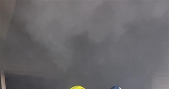 Eksplozija i požar u stambenoj zgradi na Jarunu - jedna osoba teško ozlijeđena