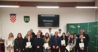 Ulaganje u mlade: Grad Pregrada dodijelio stipendije učenicima i studentima