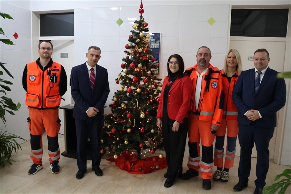 Župan Posavec i gradonačelnica Cividini u novogodišnjem obilasku dežurnih službi: Doček 2026. protekao mirno