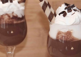 Savršena slastica za zimu: kremasta domaća vruća čokolada