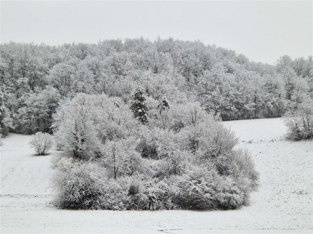 Sunčano u unutrašnjosti uz poledicu i niske temperature
