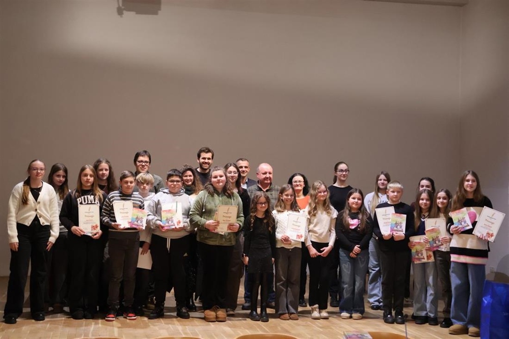 Predstavljen Zbornik važnih priča mladih autora koje je podržao i župan Posavec: "Vaše riječi čuvaju naš identitet i kulturu"