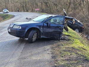 Strašna nesreća kod Privlake: Šest ozlijeđenih, dijete teško – auto se od siline udarca prepolovio