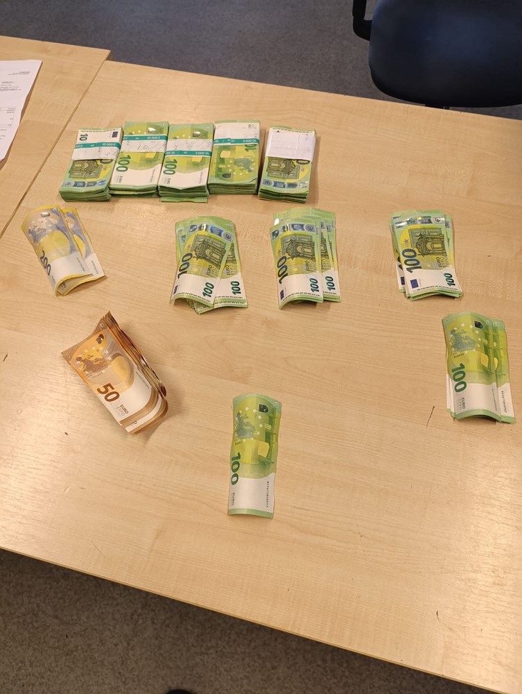 Pokušao ući u Hrvatsku s neprijavljenih 56 tisuća eura – pokupio ogromnu kaznu!