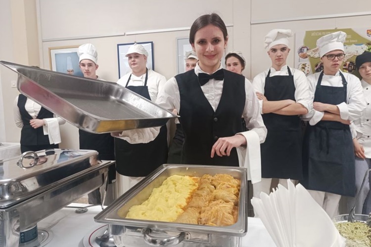 Strukovno obrazovanje u Varaždinskoj županiji pred izazovima: Učenici sve manje vremena provode na stručnoj praksi