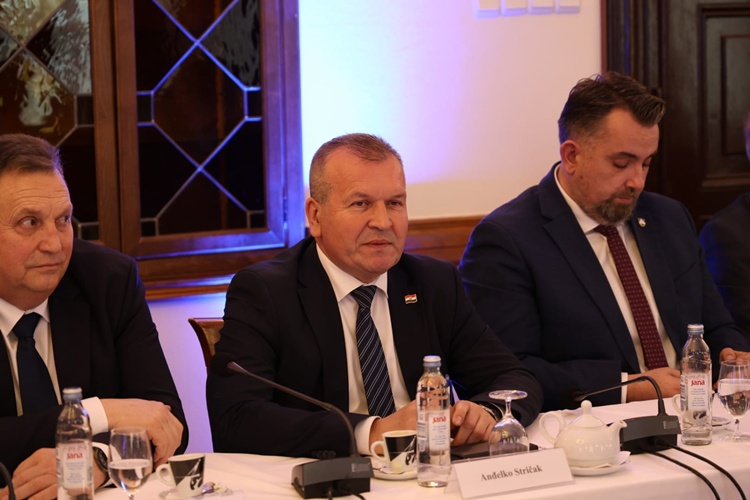 Župan Stričak u Tuheljskim Toplicama: Zdravstvo nam je prioritet, uložili smo više od 100 milijuna eura