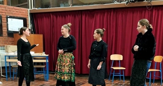 Učenici topličke škole predstavili autorsku knjigu posvećenu topličkom kaju i legendama