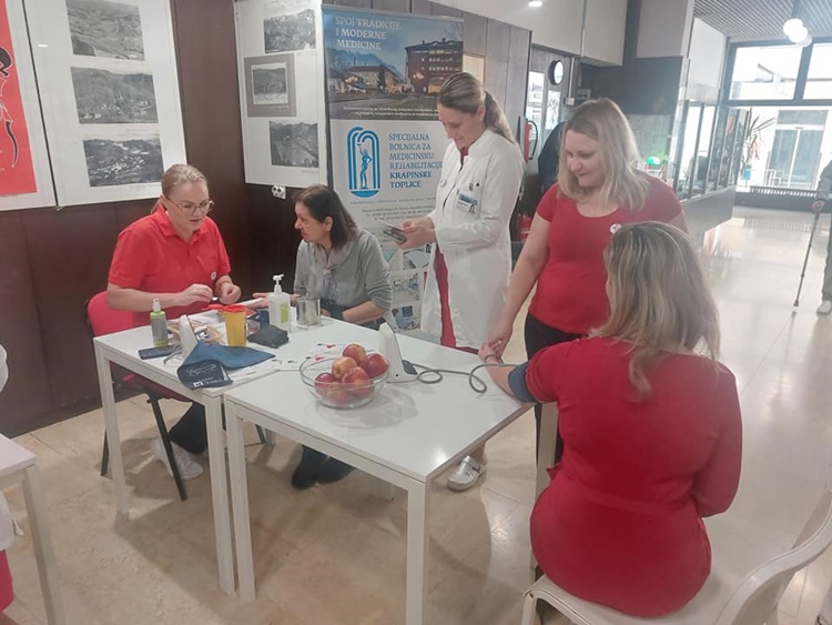 Ovog petka Dan crvenih haljina i javnozdravstvena akcija u SB Krapinske Toplice
