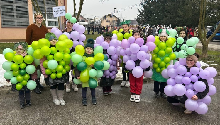 Originalne maske i dječja razigranost: najmlađi KUD-ovci iz Jalžabeta oduševili na srakarskom fašniku
