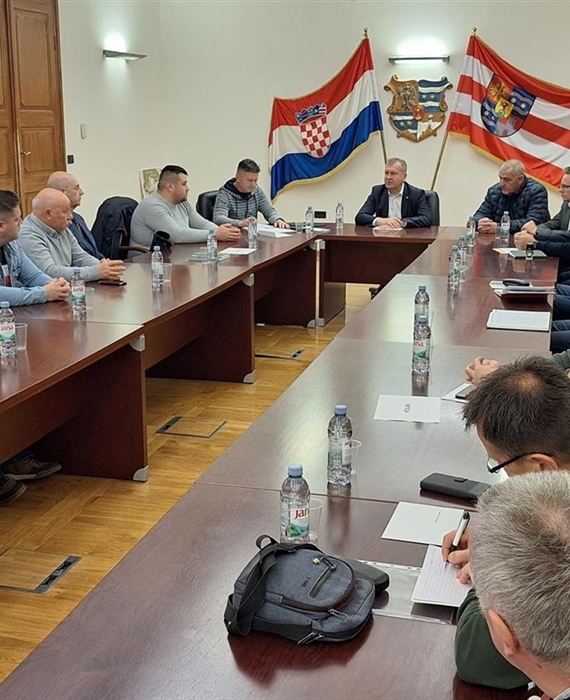 Župan Stričak s ribolovcima i pčelarima: Varaždinska županija domaćin Svjetskog prvenstva u sportskom ribolovu 2026.