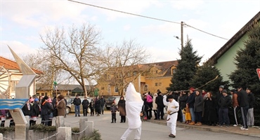 FAŠNIČKI OBIČAJI U MEĐIMURJU Pikači, lafre i čaplje teraju zimu, a gda žene idu po kvasa, muškarci nemaju pristup!
