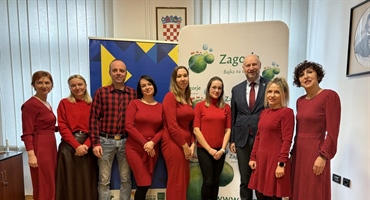 Krapinsko-zagorska županija pridružila se obilježavanju Dana crvenih haljina - Župan Kolar: Prevencija je naše najjače oružje