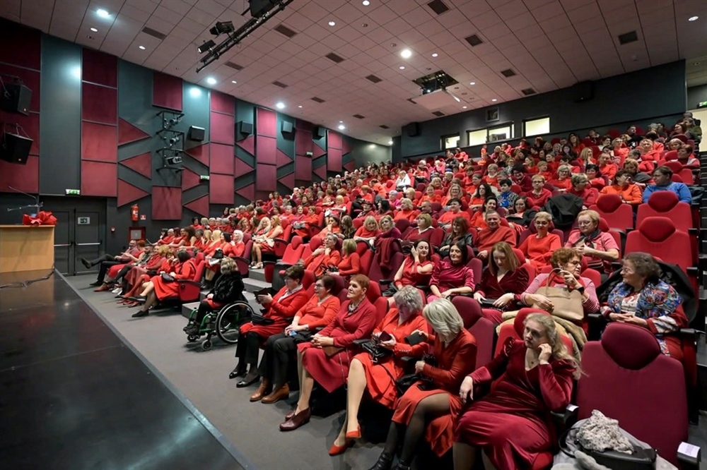 Dan crvenih haljina: Novomarofske žene podijelile svoja svjedočanstva u misiji spašavanja života