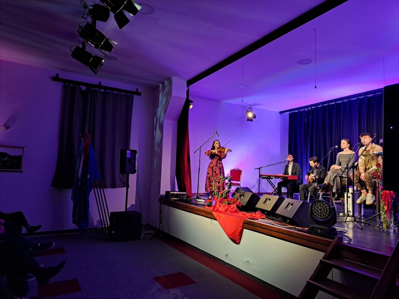 Glazbena poslastica za Valentinovo u Zlatar Bistrici – koncert Dine i Karle Miklaužić i njihovih gostiju