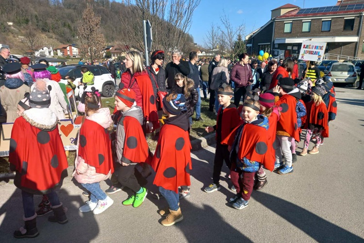 Male lepoglavske maškare spremne su za Dječji fašnik – zimu će otjerati na originalan način!
