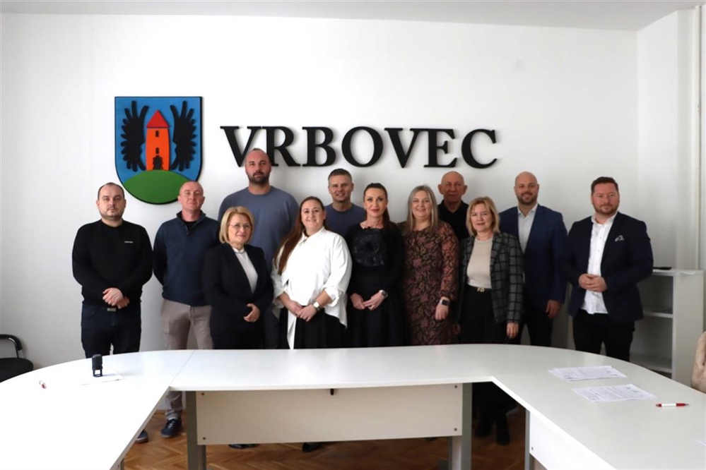 Grad Zlatar svojim školarcima i ove godine sufinancira ljetovanje i školu plivanja na Malom Lošinju